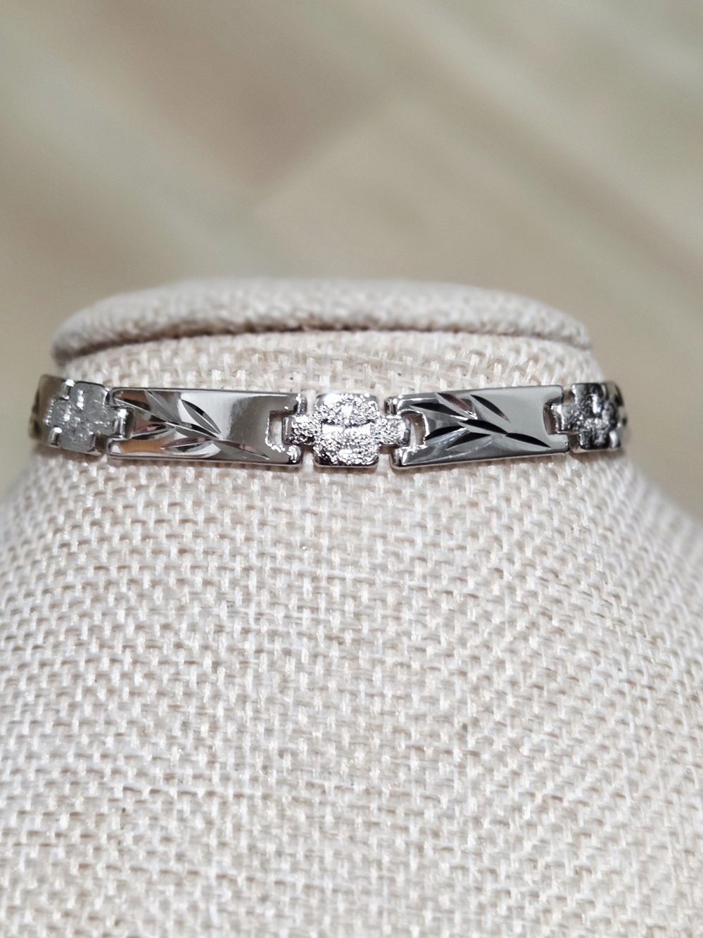 Silver~Tone Floral Link Bracelet